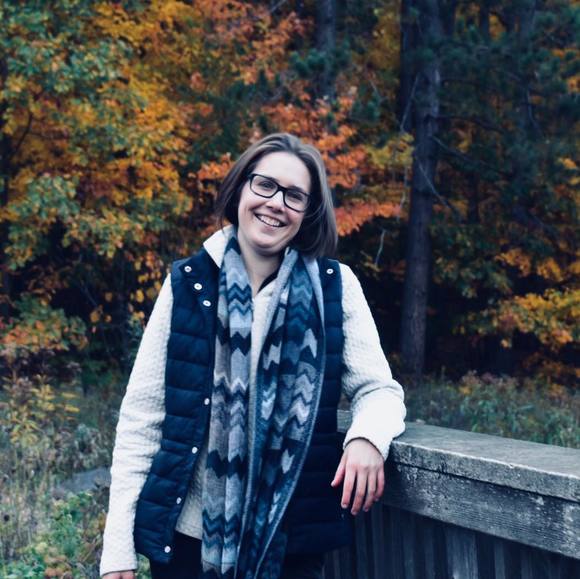 Meet your Posher, Michelle - Picture 1 of 1